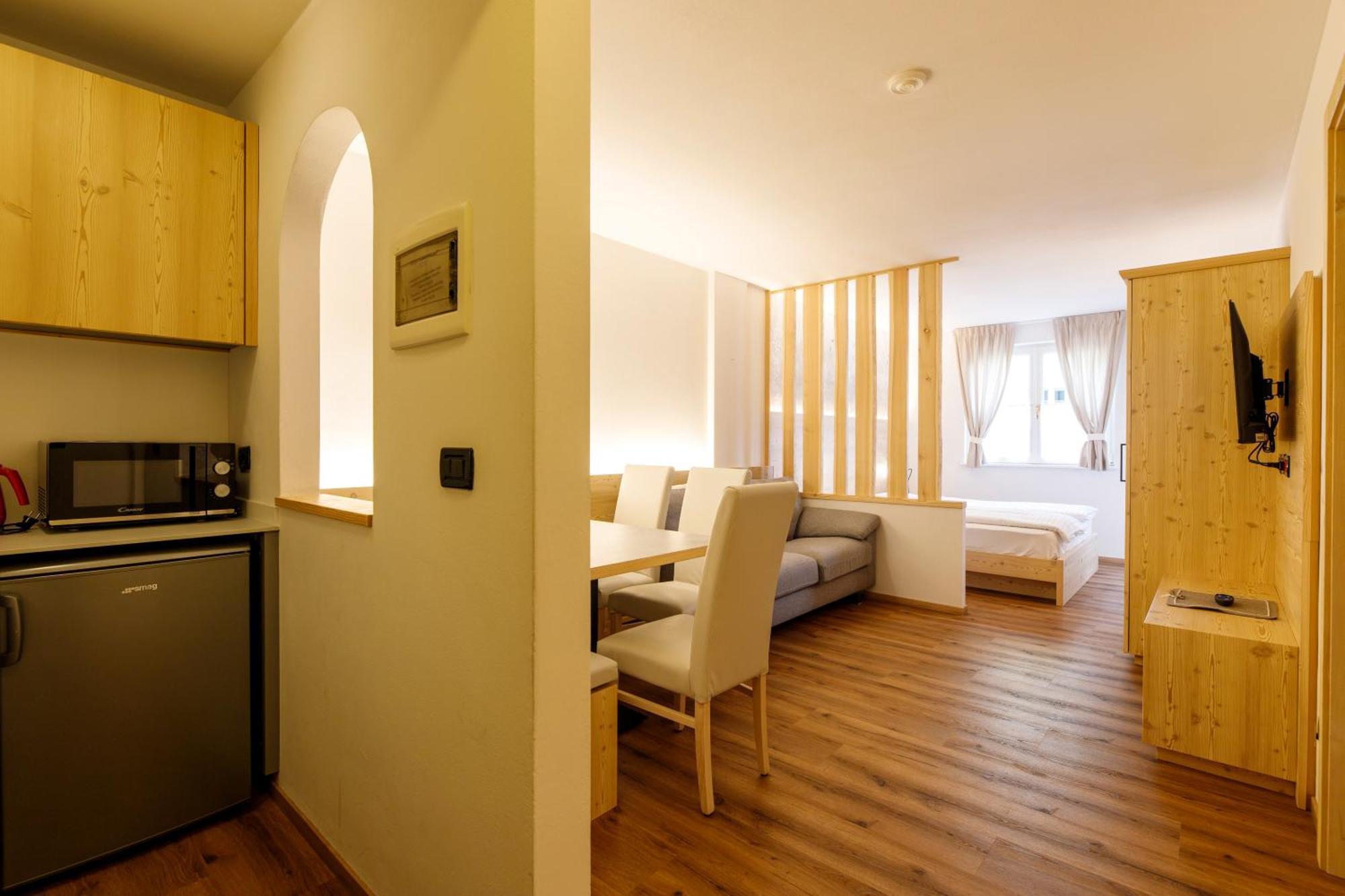 Residence Montebel เตเซโร ภายนอก รูปภาพ